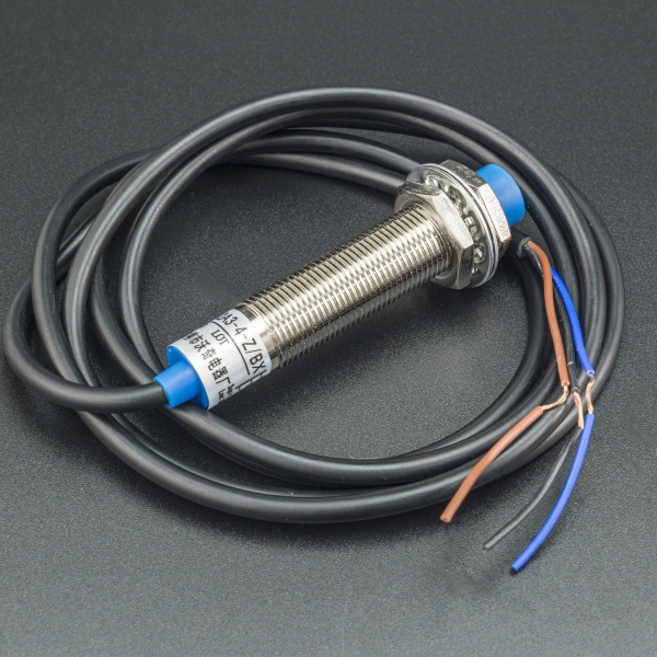 Sensor de Proximidad Inductivo LJ12A3-4-Z/BX Genérico - 1