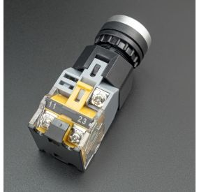 Interruptor de botón pulsador 12V de cobre chapado en plata personalizado -  China Interruptor eléctrico, microinterruptor normalmente cerrado